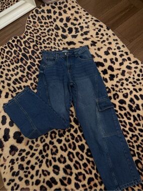 Dark Wash Cargo Jeans - Classic Blue Denim